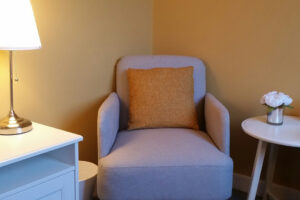 R3 Chair and side lamp